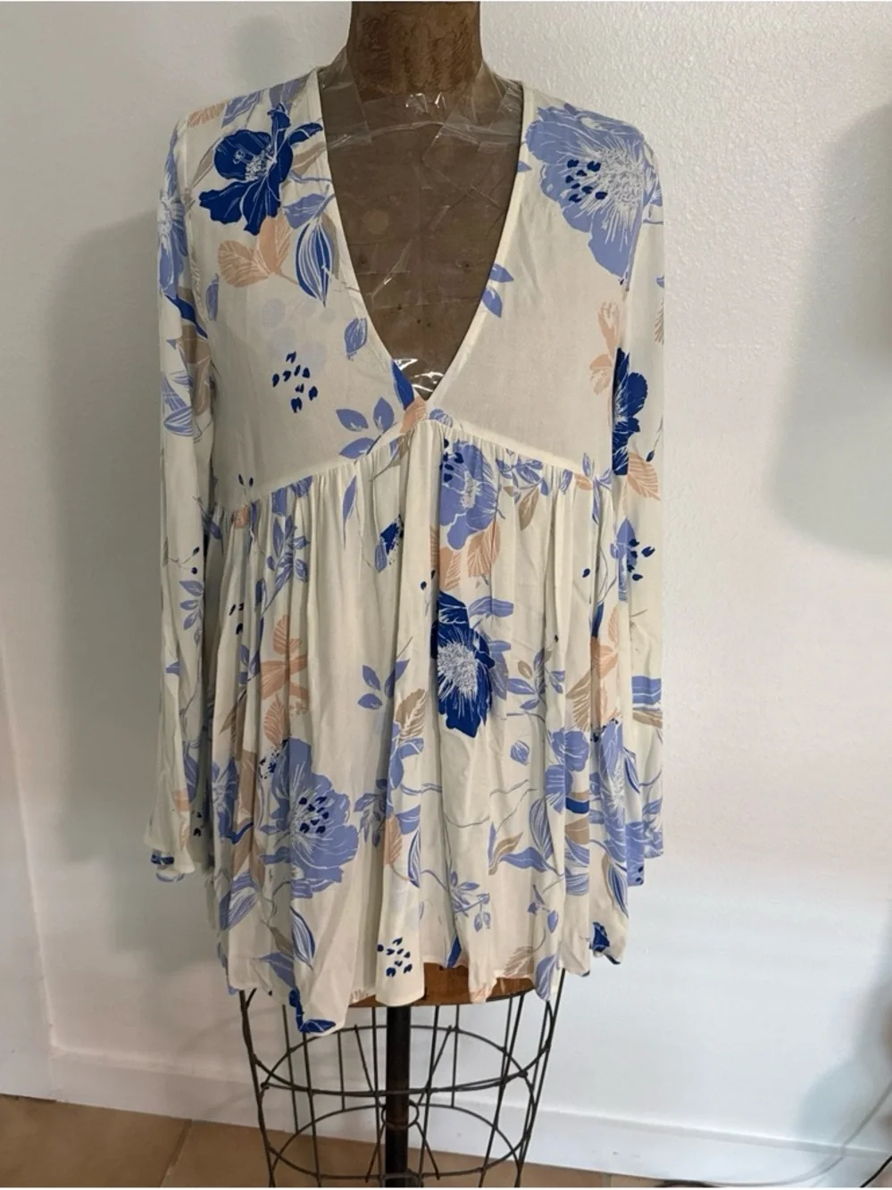 Free People Bella Floral Print Tunic White Size XS